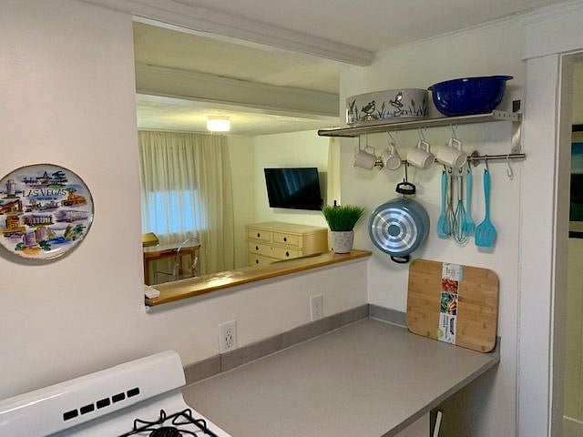 Furnished Finder property 486023_3 photo 9