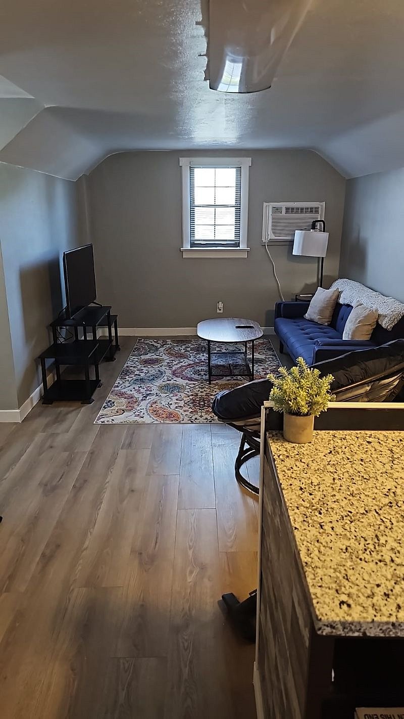 Furnished Finder property 486062_1 photo 8