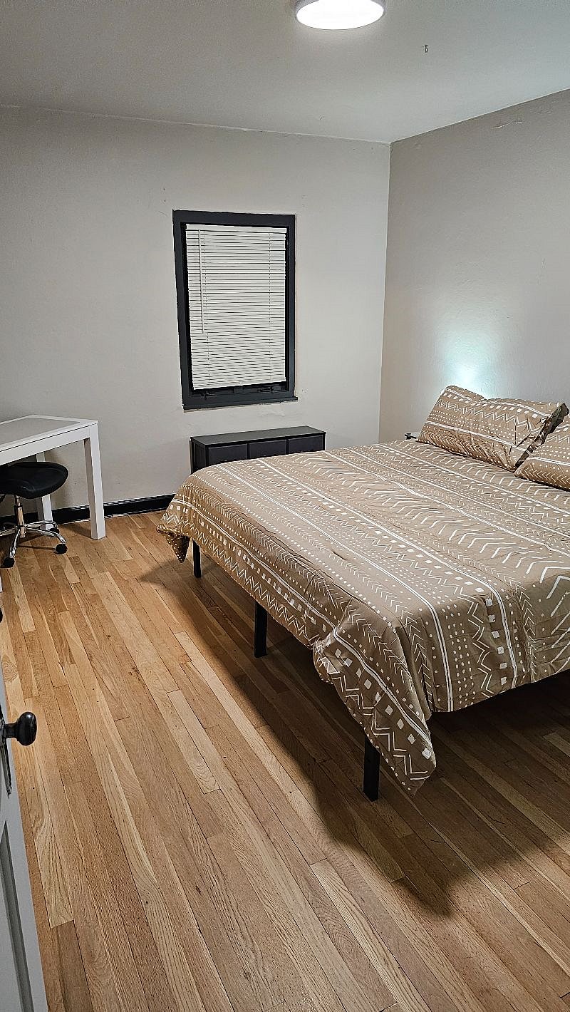 Furnished Finder property 486062_2 photo 9