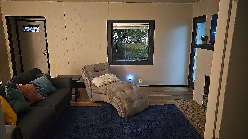 Furnished Finder property 486062_2 photo 3