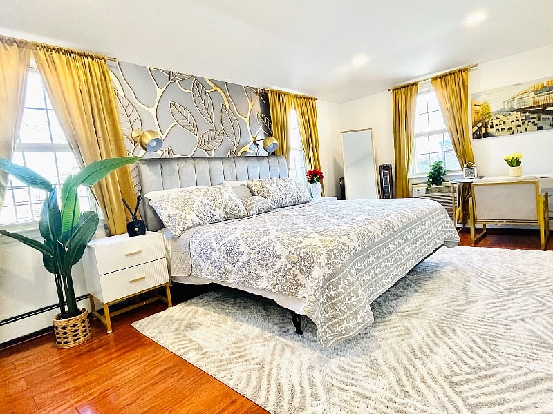 1st bedroom with king size bed and office /study space