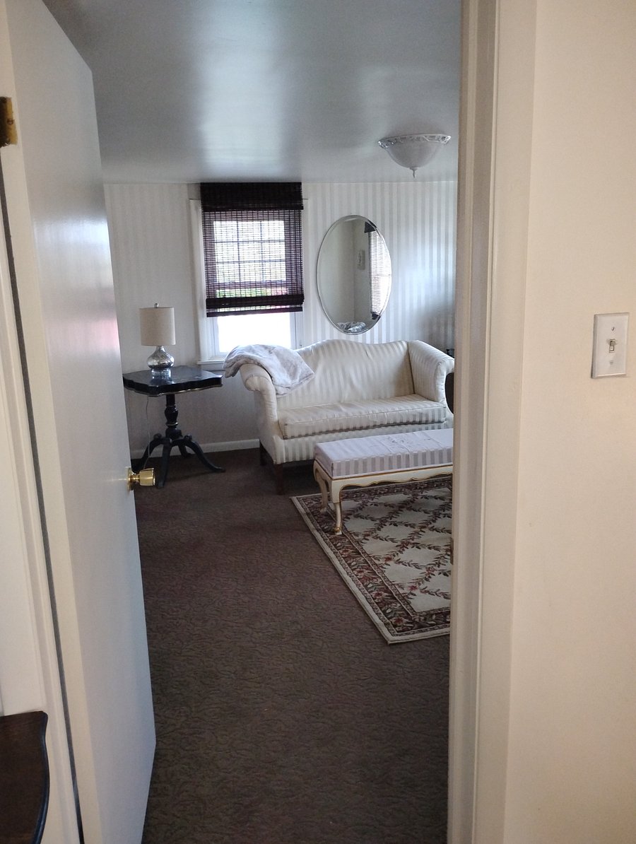 Furnished Finder property 486101_2 photo 5