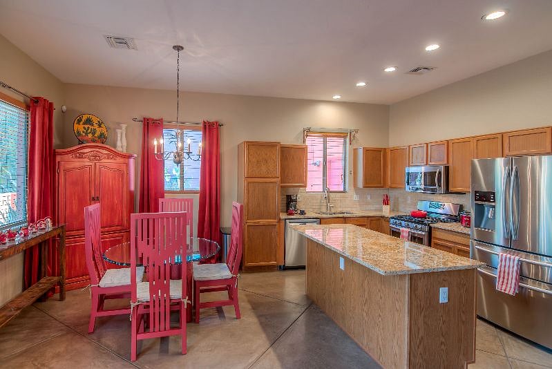 Furnished Finder property 486169_2 photo 7