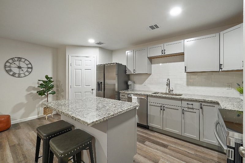 Furnished Finder property 486250_1 photo 11