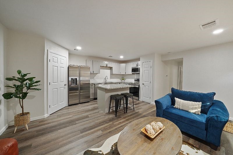 Furnished Finder property 486250_1 photo 7
