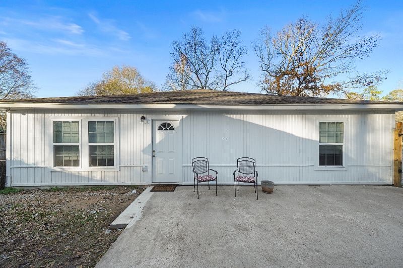 Furnished Finder property 486250_1 photo 17