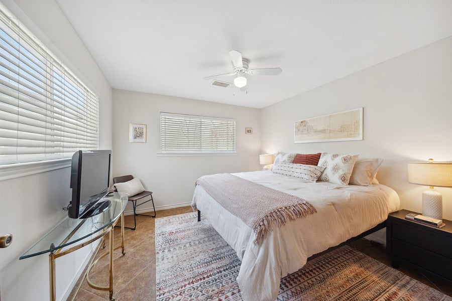 Furnished Finder property 486250_2 photo 1