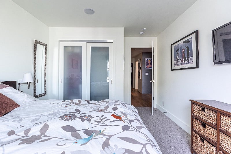 BR 2: Queen mattress, full closet, desk w monitor for streaming
