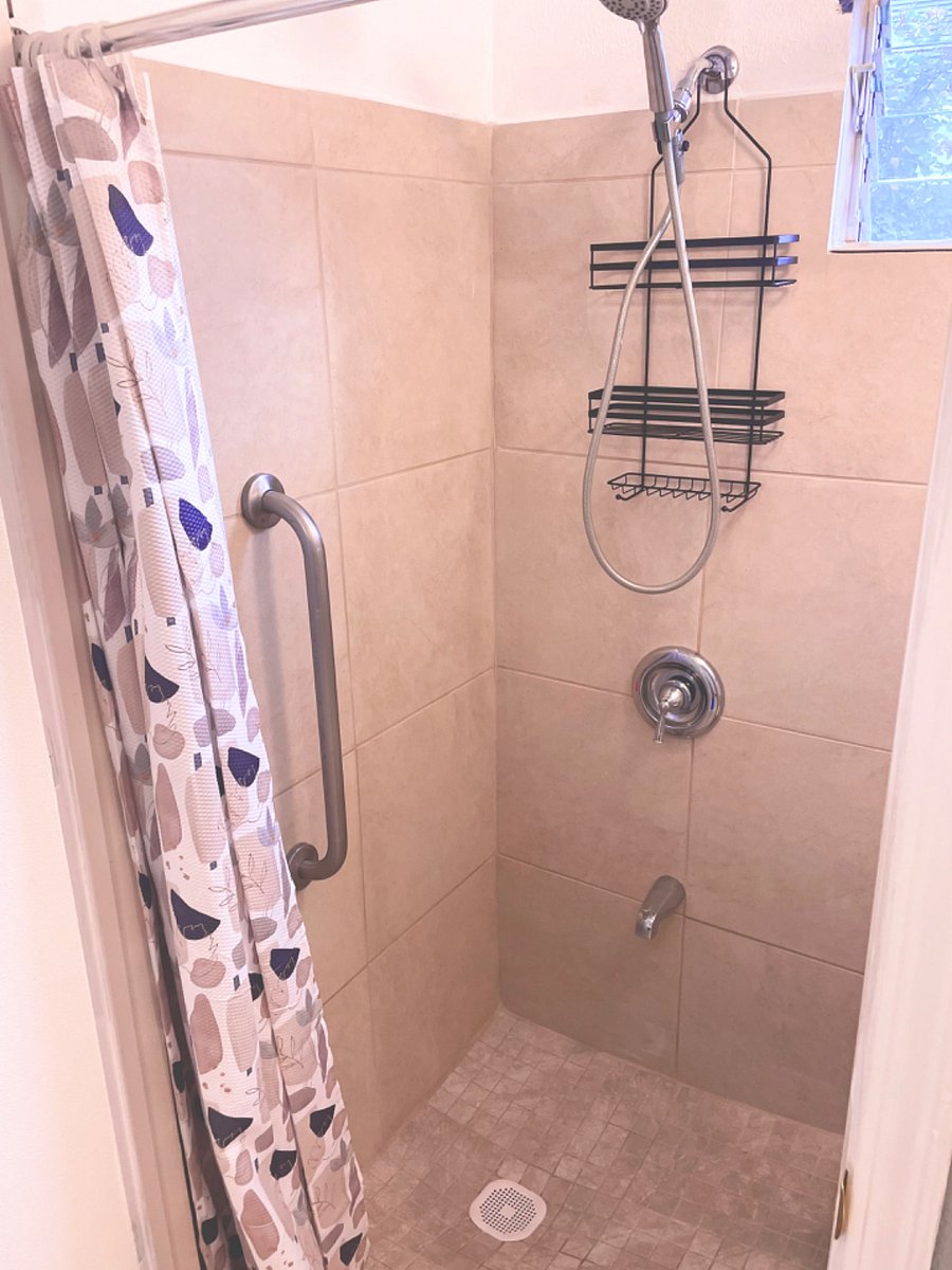 Furnished Finder property 486445_2 photo 9