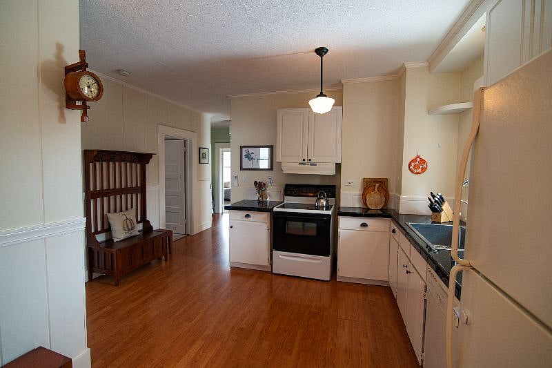 Furnished Finder property 486498_1 photo 11