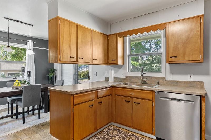 Furnished Finder property 486509_1 photo 7