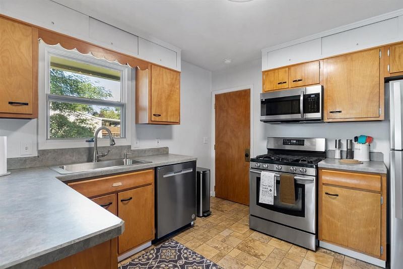 Furnished Finder property 486509_1 photo 9