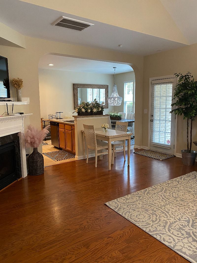 Furnished Finder property 486538_1 photo 5