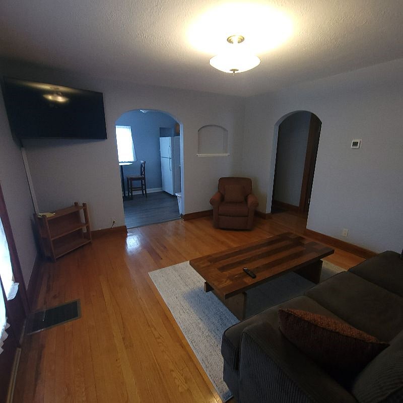 Furnished Finder property 486610_1 photo 1