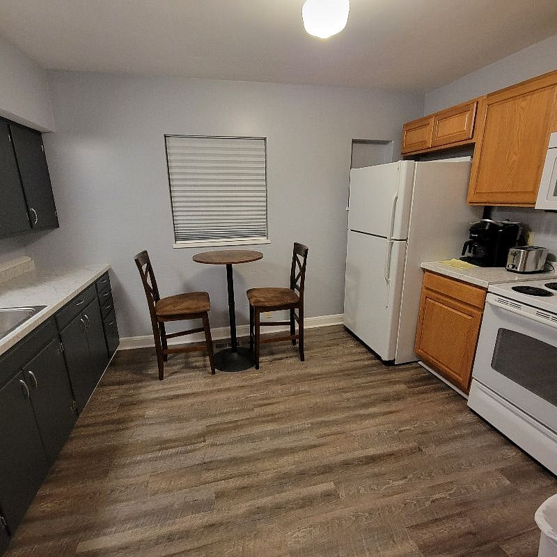 Furnished Finder property 486610_1 photo 4
