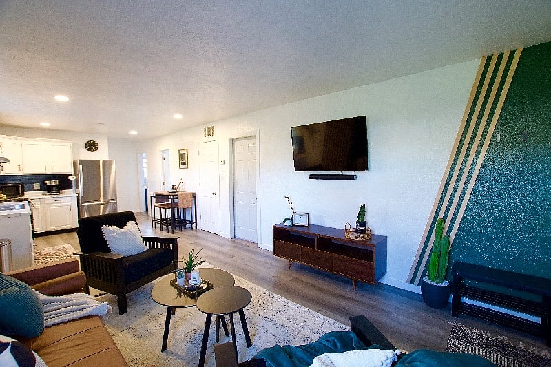 The living room is equipped with a smart TV so you can log into any of your streaming sites and a bluetooth sound system to watch TV or listen to your favorite podcasts or songs.