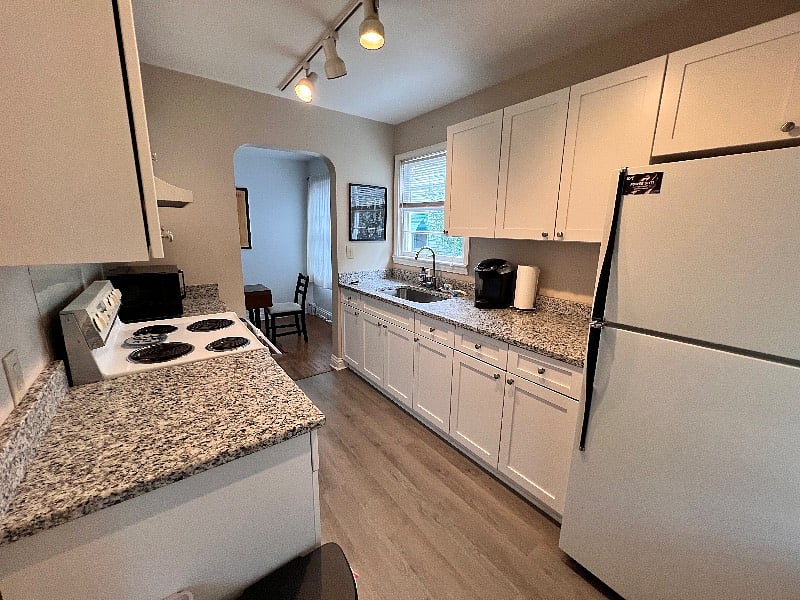 Furnished Finder property 486759_1 photo 9