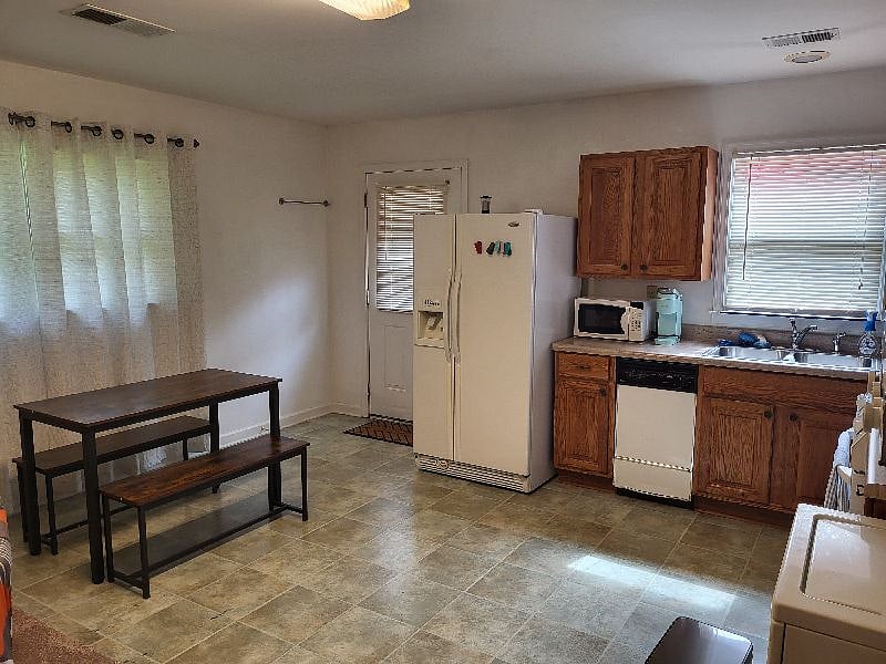 Furnished Finder property 486822_1 photo 5