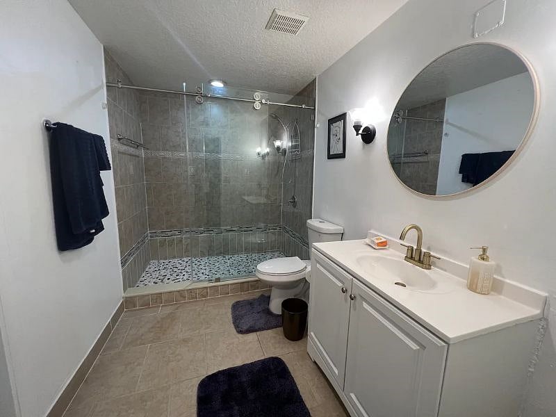 Furnished Finder property 486872_1 photo 2