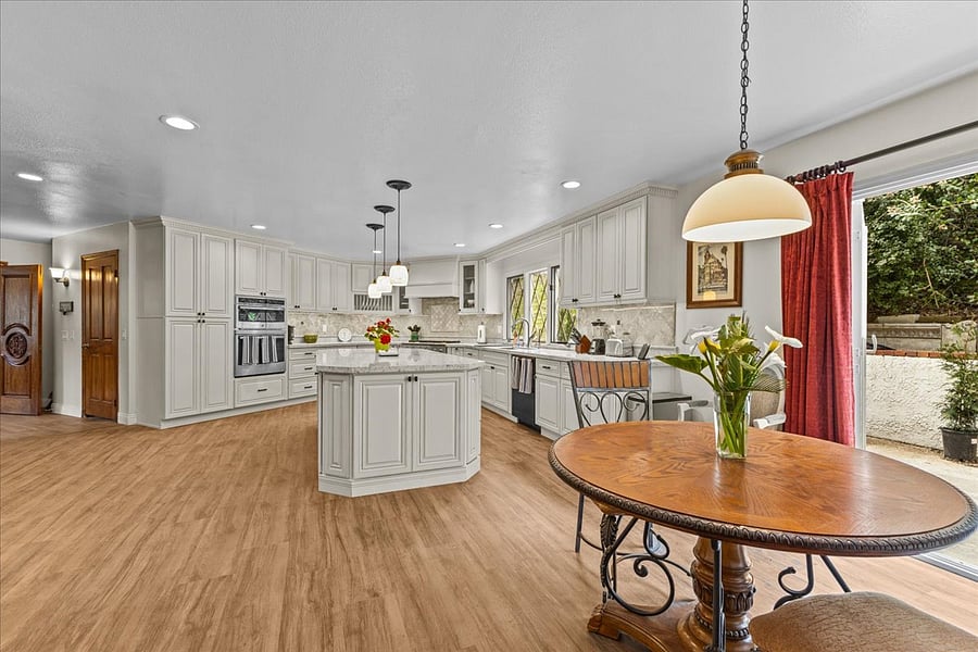 Furnished Finder property 486937_1 photo 12