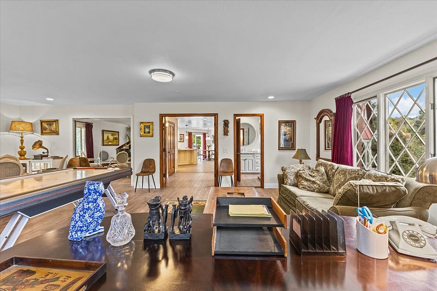 Furnished Finder property 486937_1 photo 22