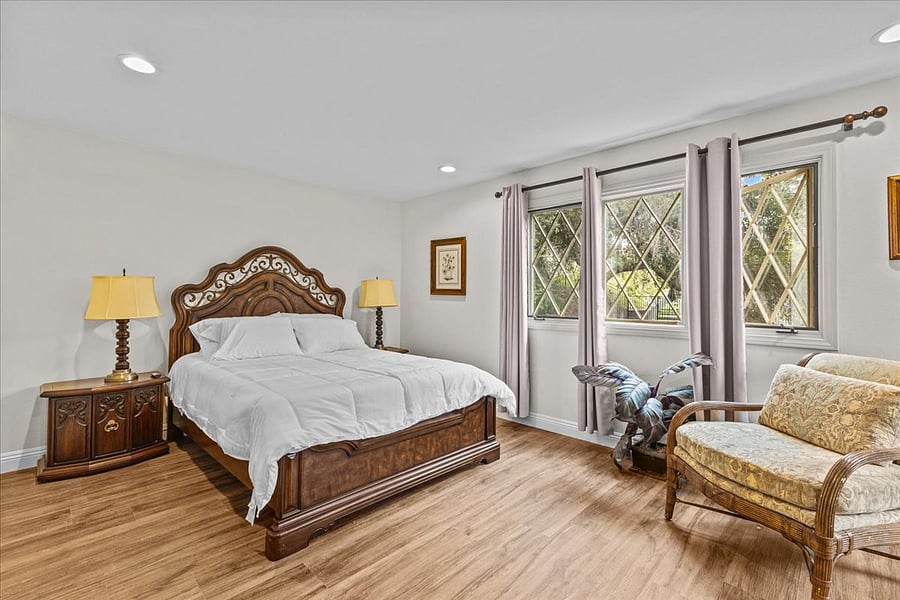 Furnished Finder property 486937_1 photo 42