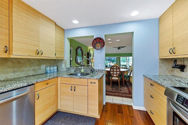 Furnished Finder property 486953_1 photo 38