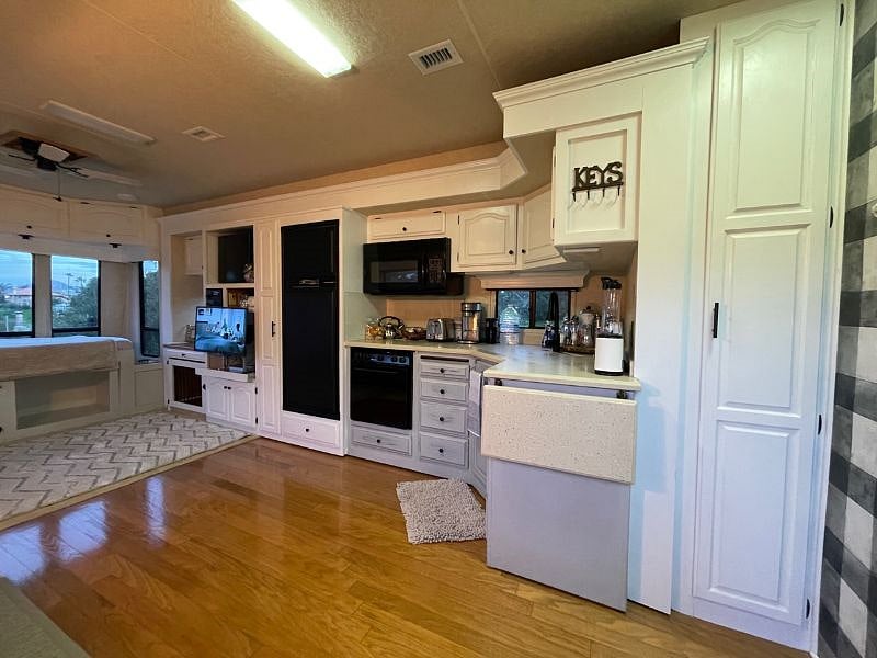 Furnished Finder property 486999_1 photo 27