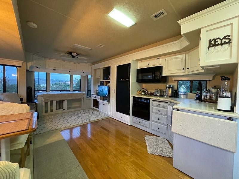 Furnished Finder property 486999_1 photo 26