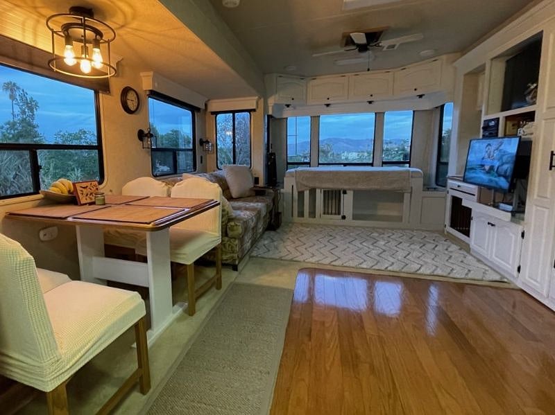 Furnished Finder property 486999_1 photo 3
