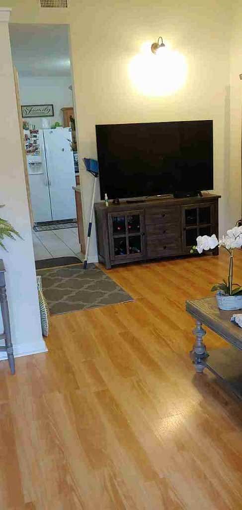Furnished Finder property 487009_1 photo 5