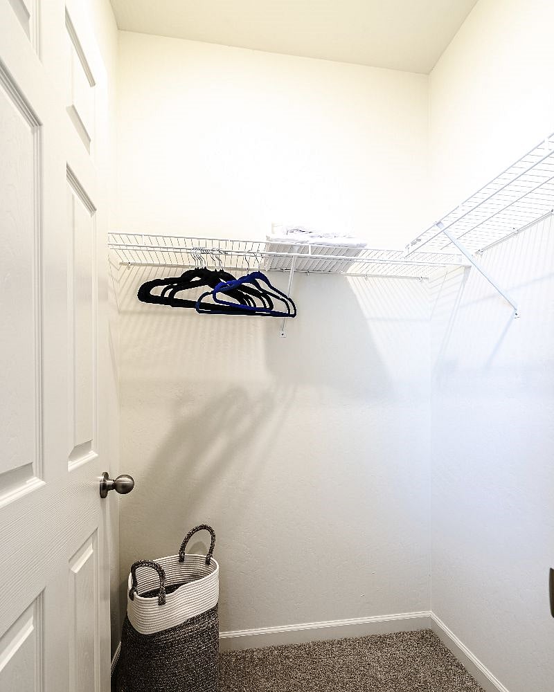 Furnished Finder property 487026_1 photo 17