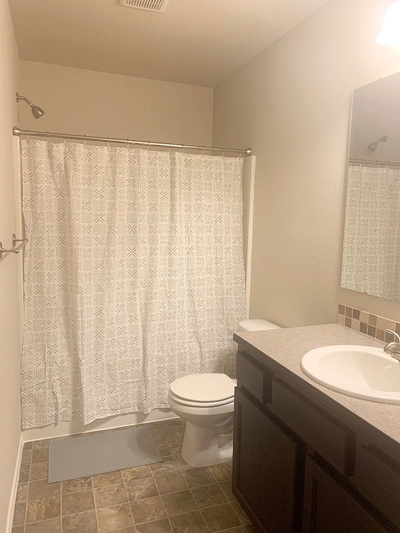 Shared bath 