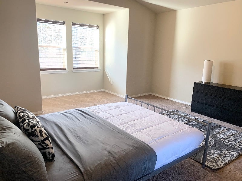 Room 1: Master bedroom 