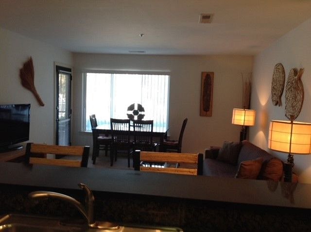 Furnished Finder property 487058_1 photo 3