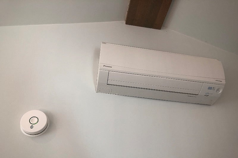 Super efficient and quiet Daikin heating and cooling units with remote control 1 in each room