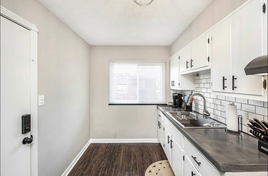 Furnished Finder property 487156_1 photo 3