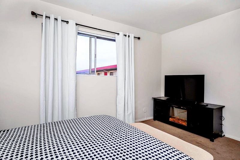 Furnished Finder property 487972_1 photo 23