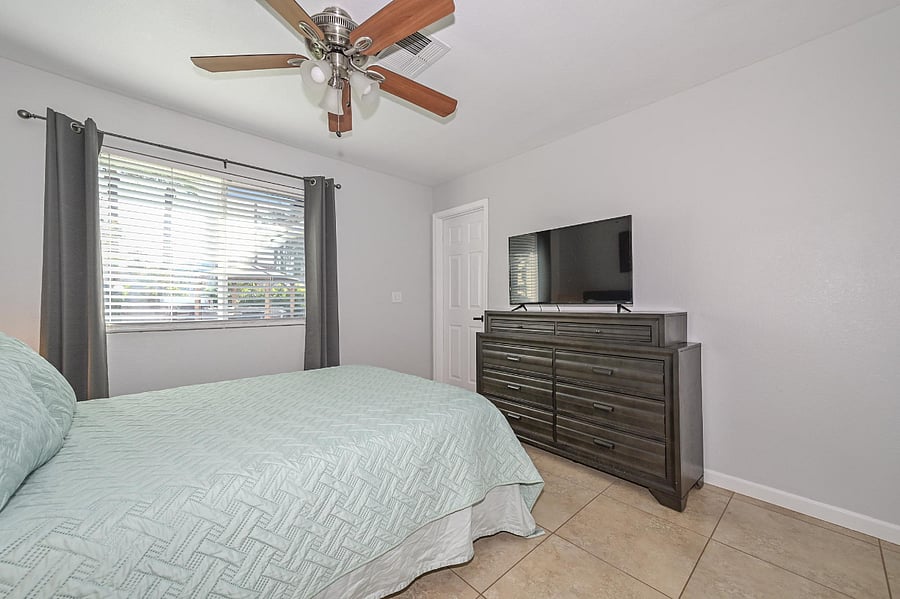 Furnished Finder property 487982_1 photo 30