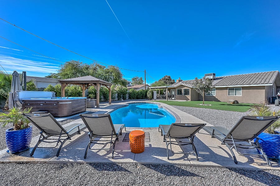Furnished Finder property 487982_1 photo 42