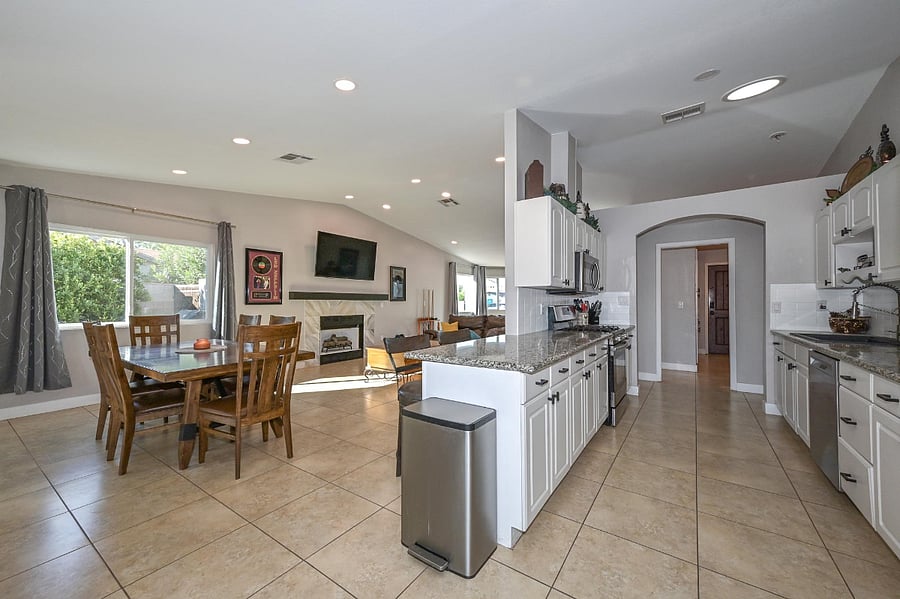 Furnished Finder property 487982_1 photo 20