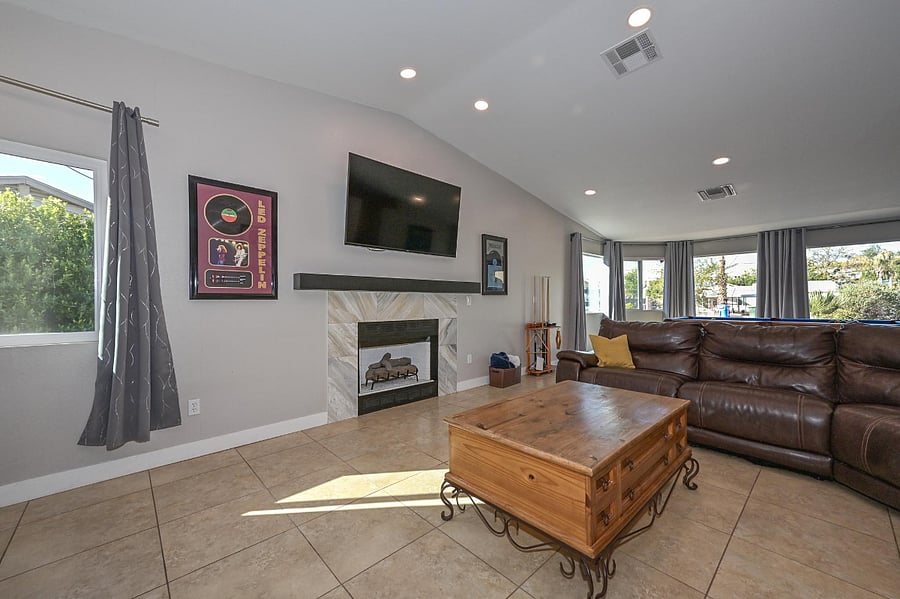 Furnished Finder property 487982_1 photo 18