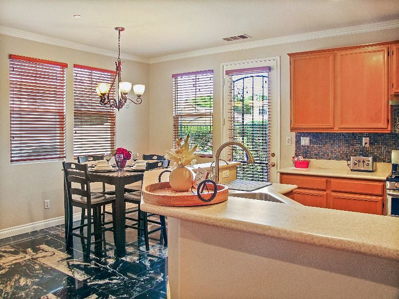 Furnished Finder property 487992_1 photo 10