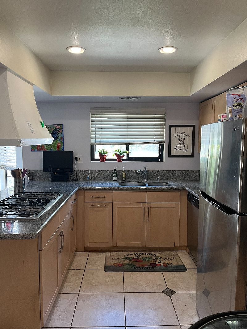 Furnished Finder property 488007_1 photo 7