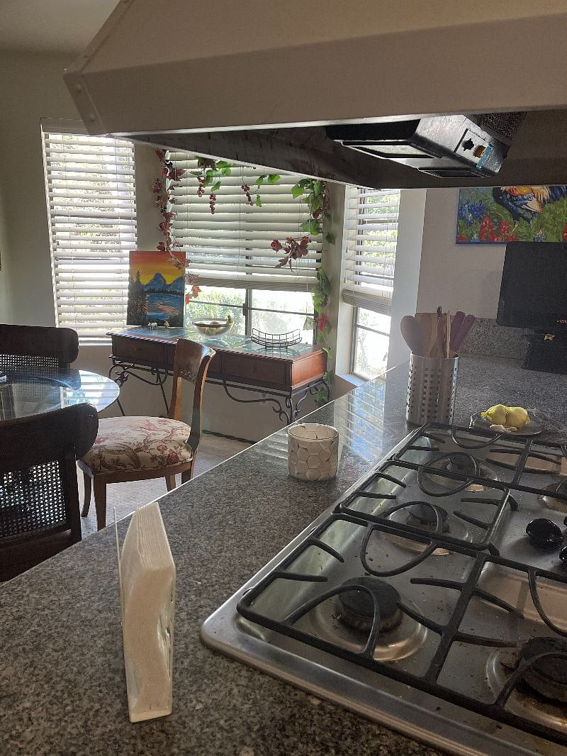 Furnished Finder property 488007_1 photo 8