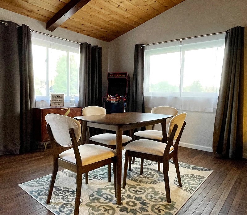 indoor dining