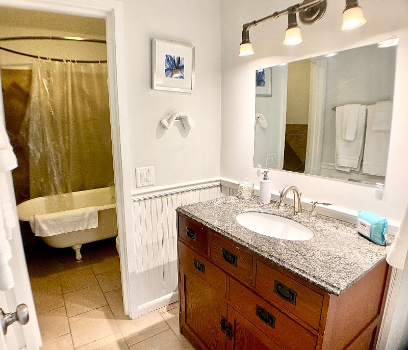 Second floor. Third Full bath 