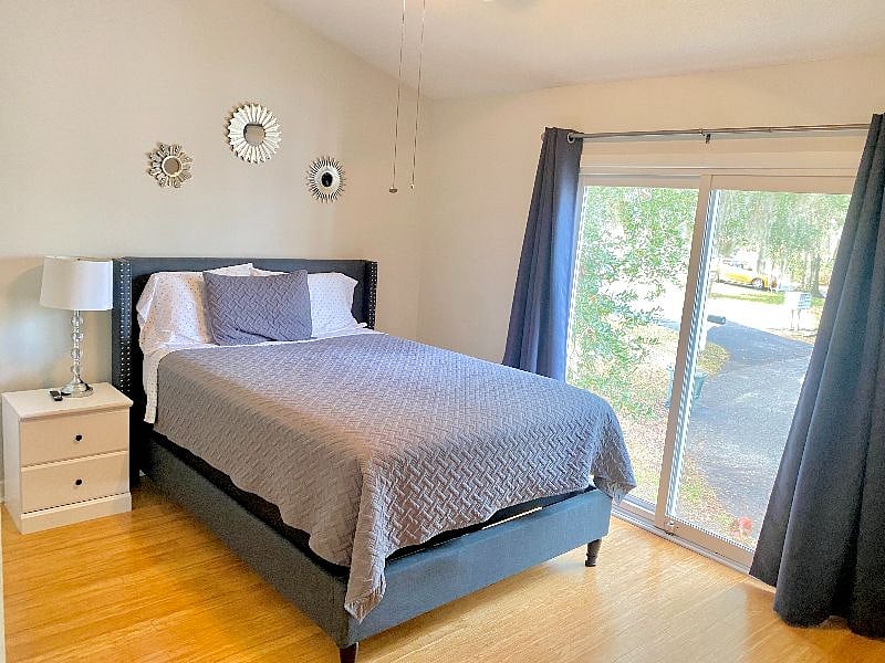 Second Floor. Fourth Bedroom. Queen Bed. Smart TV