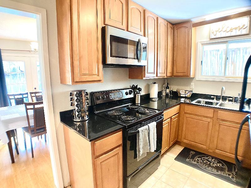 Furnished Finder property 488032_1 photo 17