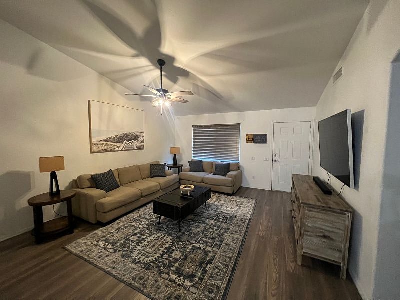 Living Room, 70" smart tv